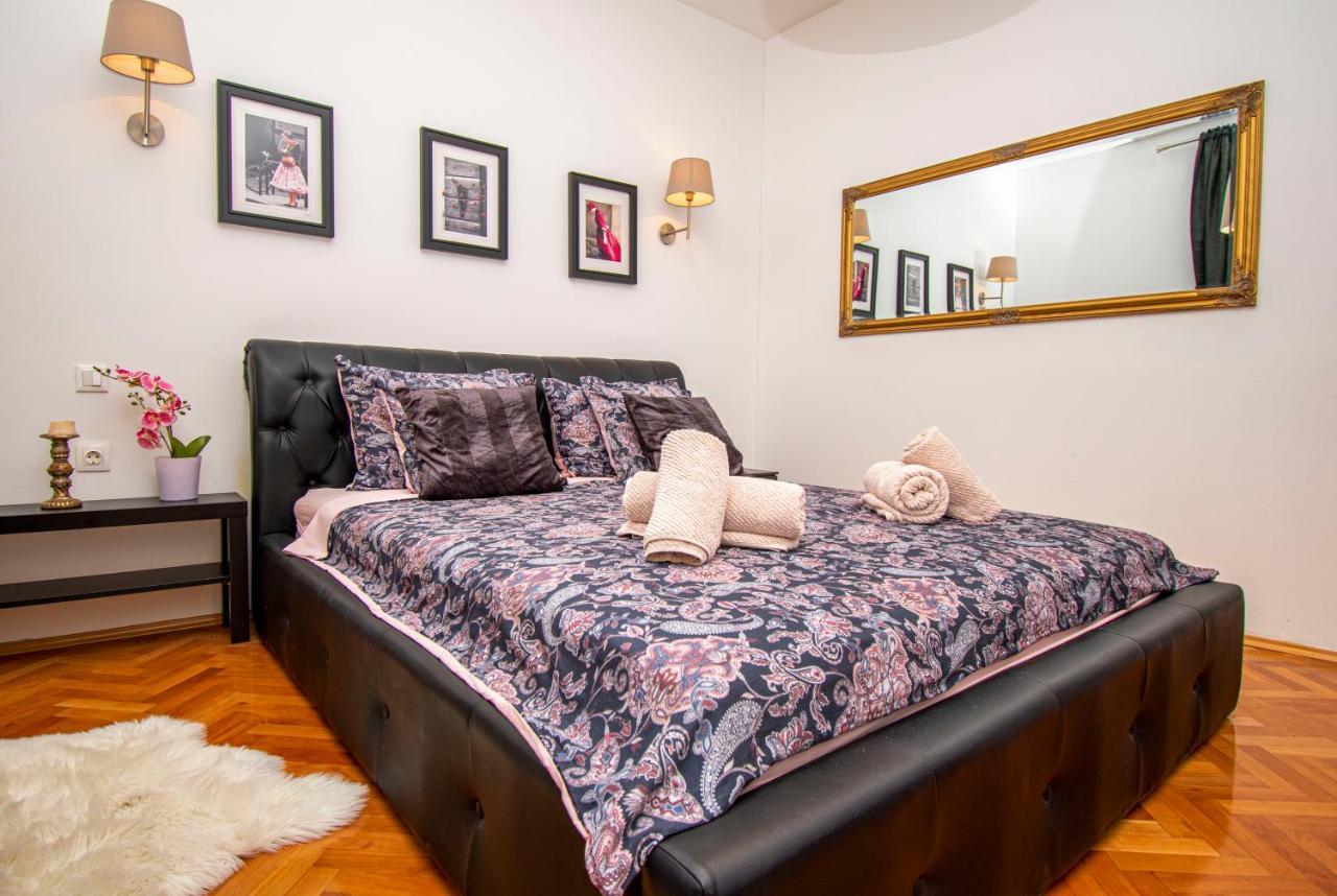 Nina Colosseum Apartment Пула Екстериор снимка