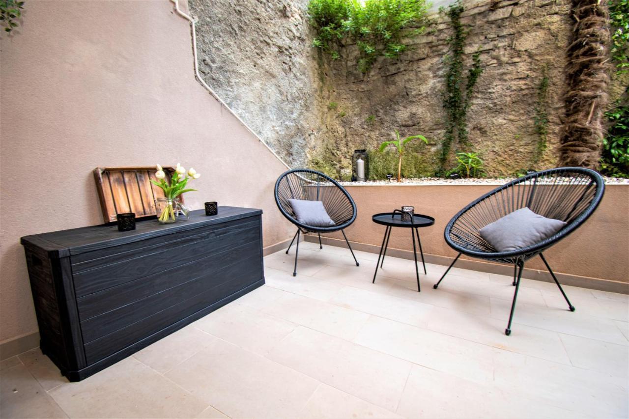Nina Colosseum Apartment Пула Екстериор снимка